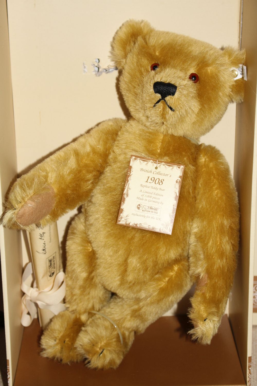 Four limited edition Steiff teddy bears; Teddy Bear 1908 Blond 40, 1911 Replica, Teddy Bear brown tipped 35 1995 and Teddy Bear 1908 Bl